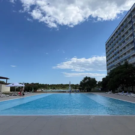 Blaxy Del Mar Apartman Olimp