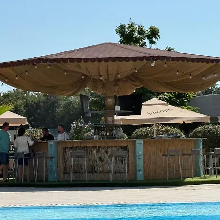 Blaxy Del Mar